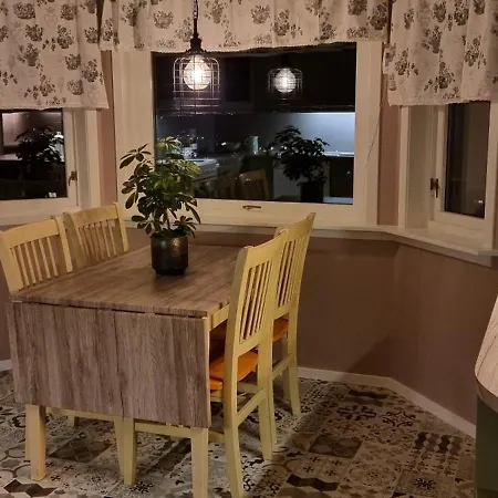 Koselig Hus Med Fantastisk Utsikt, Вилла